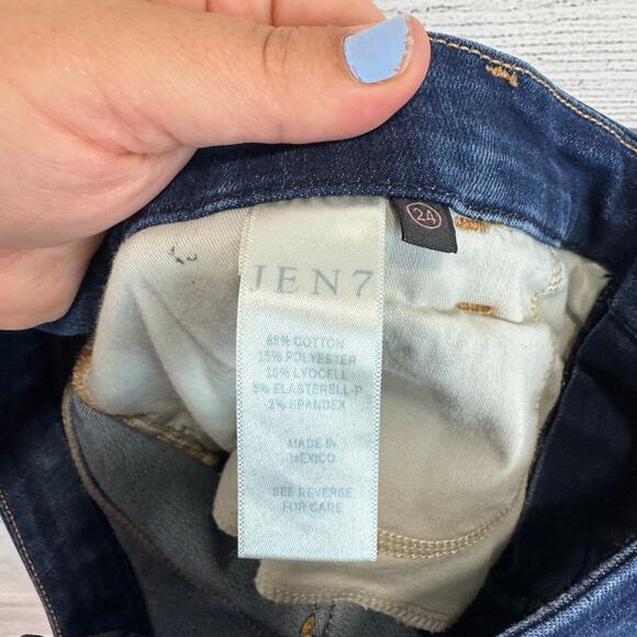 Jen7 By 7ForAllMankind Plus Size Dark Washed Bermuda Shorts Size 24 - Picture 2 of 8